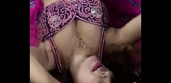  Desi mujra at rich man party